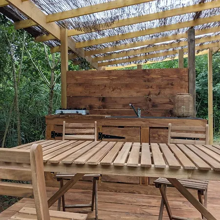 Tente Confort En Pleine Nature * Le Tablier